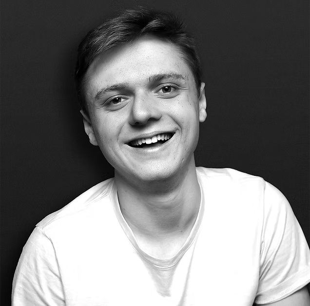 Alex Auer, Gründer von Escolio